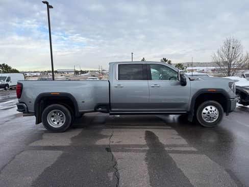 Used 2024 GMC Sierra 3500 Denali w/ Denali Reserve Package image 2