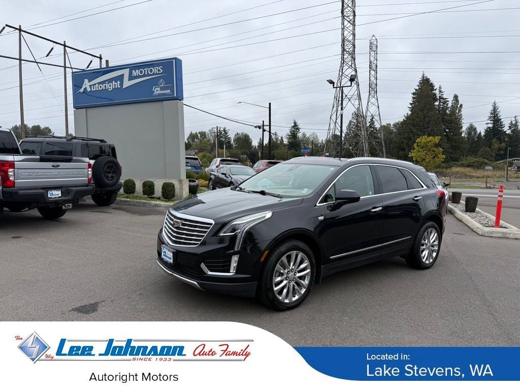 Used 2017 Cadillac XT5 Platinum AWD/4WD image 1