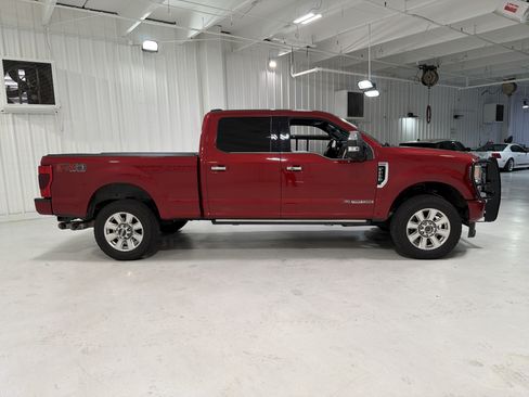 Used 2020 Ford F250 Platinum w/ FX4 Off-Road Package AWD/4WD image 7