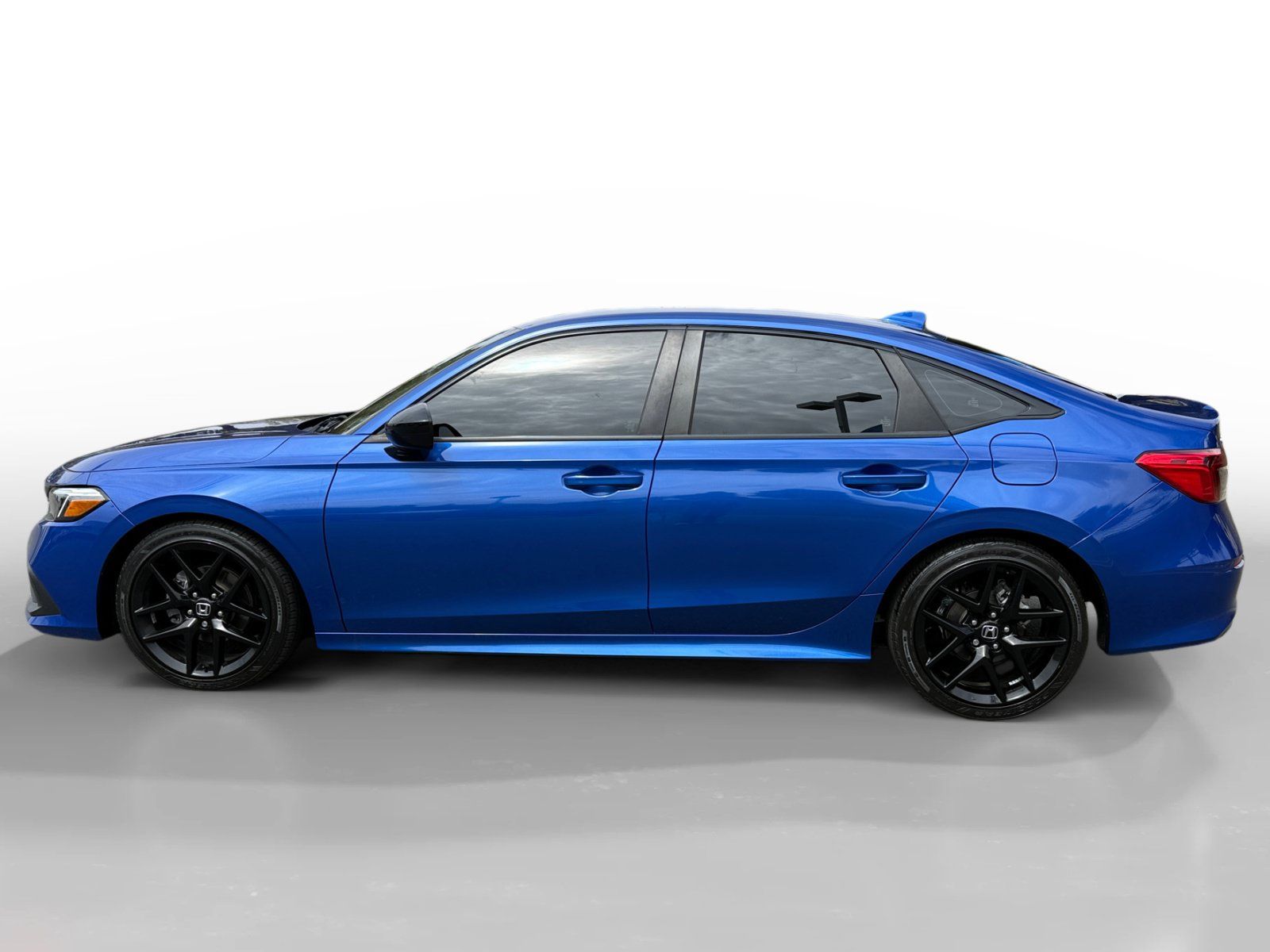 Used 2024 Honda Civic Sport image 2