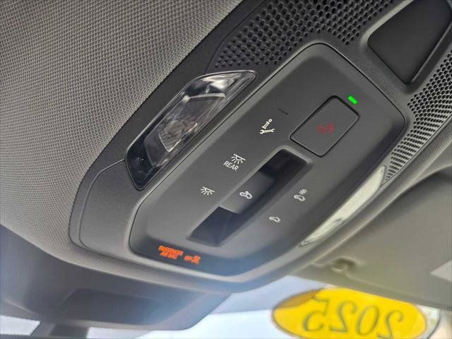 Used 2025 Audi Q5 Premium w/ Convenience Package AWD/4WD image 34