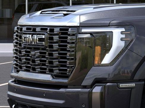 New 2026 GMC Sierra 2500 Denali Ultimate w/ Max Trailering Package AWD/4WD image 13