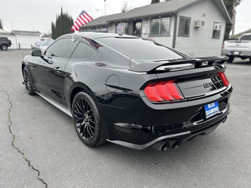Used 2020 Ford Mustang GT Premium image 5