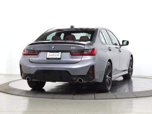 Used 2024 BMW 330i xDrive Sedan w/ M Sport Package AWD/4WD image 10