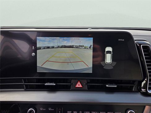 Used 2024 Kia Sportage EX image 21