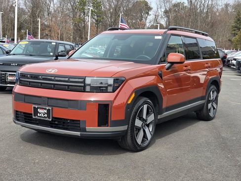 Used 2025 Hyundai Santa Fe Limited image 7