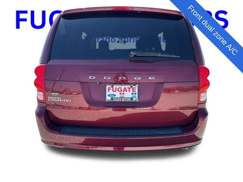 Used 2018 Dodge Grand Caravan SE image 4