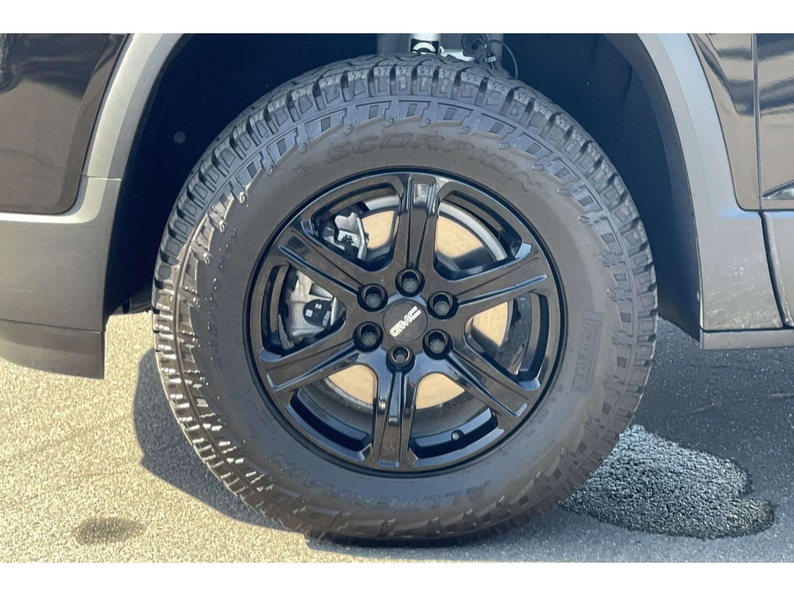 Used 2021 GMC Acadia AT4 w/ Technology Package AWD/4WD image 46