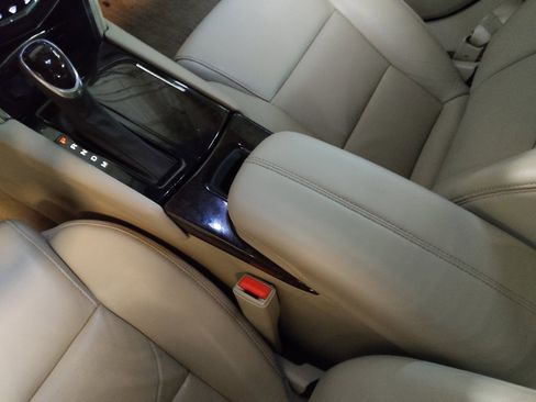 Used 2016 Cadillac XTS Luxury w/ Driver Awareness Package image 26