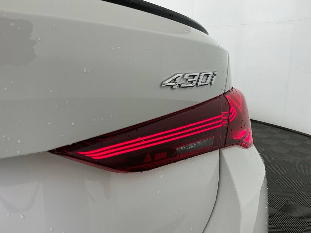 New 2026 BMW 430i xDrive w/ M Sport Package AWD/4WD image 31