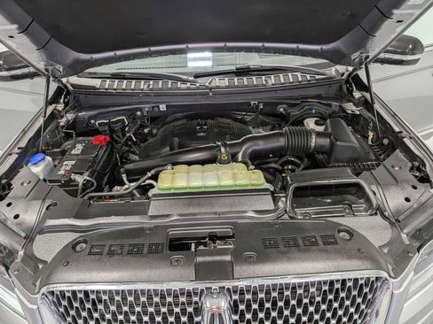 Used 2020 Lincoln Navigator L Reserve w/ Luxury Package image 14