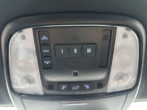 Used 2025 Dodge Durango R/T image 64