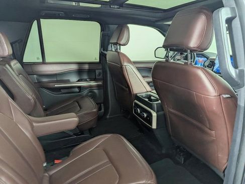 Used 2022 Ford Expedition Max Limited image 21