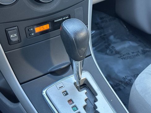 Used 2010 Toyota Corolla LE image 19