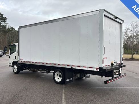 New 2025 Chevrolet Low Cab Forward 5500XG RWD image 3