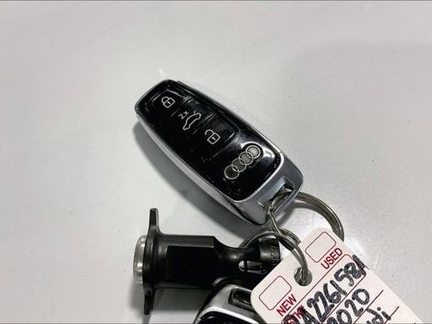Used 2020 Audi Q7 3.0T Premium w/ Convenience Package AWD/4WD image 11