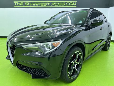 Used 2019 Alfa Romeo Stelvio Ti Sport w/ Quick Order Package 22S Sport AWD/4WD image 5
