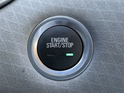 Used 2022 Chevrolet Malibu LS image 28