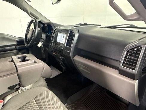 Used 2016 Ford F150 XLT w/ Equipment Group 302A Luxury AWD/4WD image 33