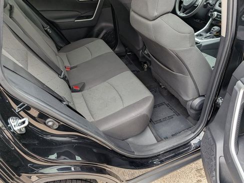 Used 2023 Toyota RAV4 XLE image 6