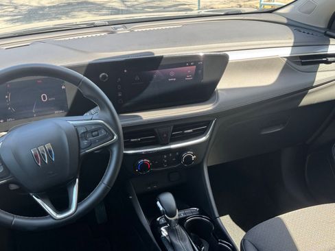 Used 2025 Buick Encore GX Preferred AWD/4WD image 20