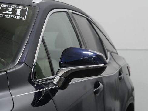 Used 2021 Lexus RX 350L Premium w/ Premium Package image 10