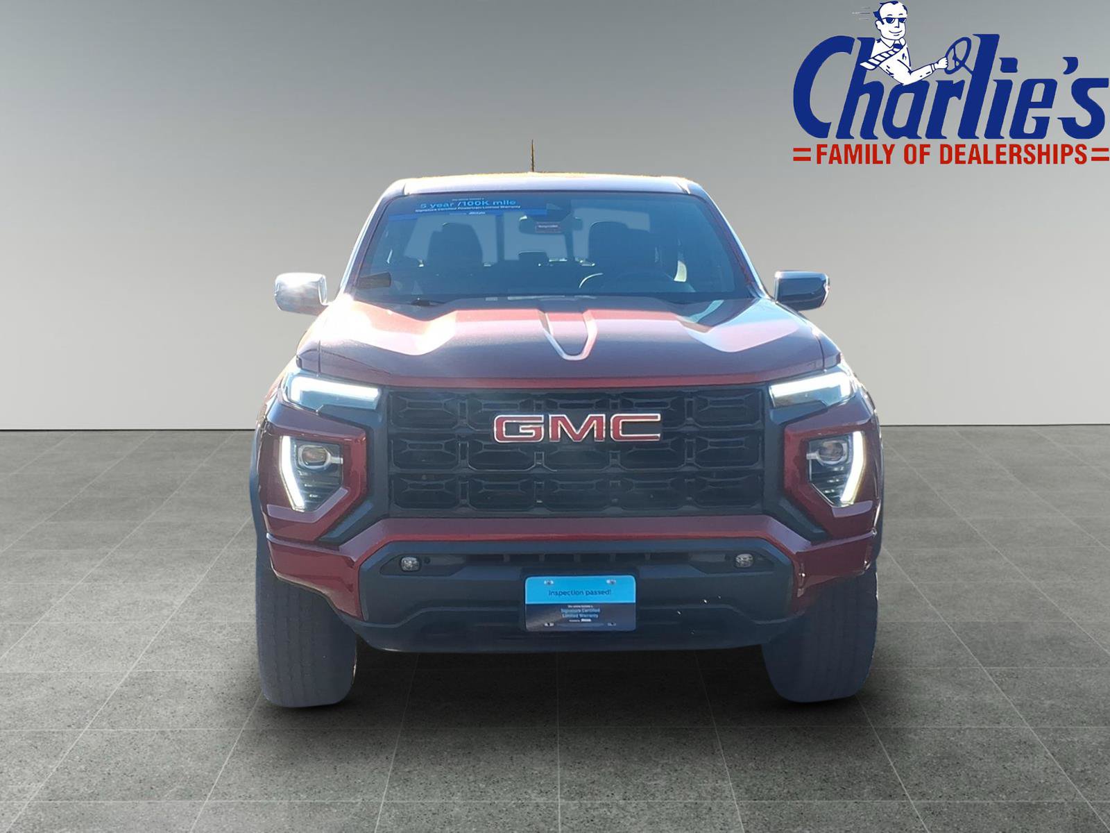 Used 2025 GMC Canyon Elevation w/ Convenience Package AWD/4WD image 2