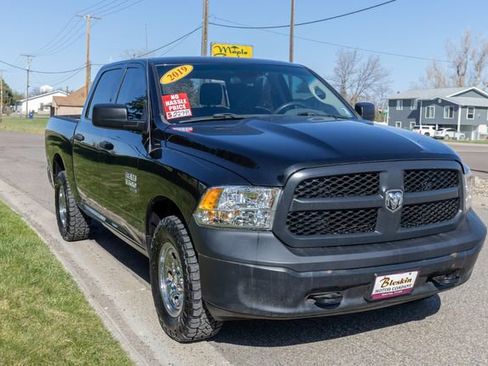 Used 2019 RAM 1500 Tradesman w/ Popular Equipment Group AWD/4WD image 3