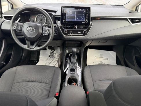 Used 2022 Toyota Corolla LE w/ LE Convenience Package image 13