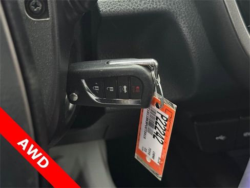 Used 2023 Toyota Camry SE image 30