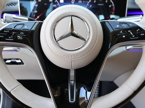 Used 2022 Mercedes-Benz S 580 4MATIC Sedan image 20