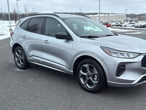 Used 2023 Ford Escape ST-Line w/ Tech Pack #1 image 2