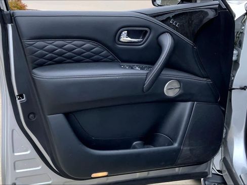 Used 2021 INFINITI QX80 Sensory w/ All-Season Package image 20