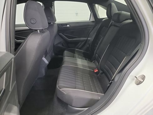 Used 2022 Volkswagen Jetta Sport FWD image 27