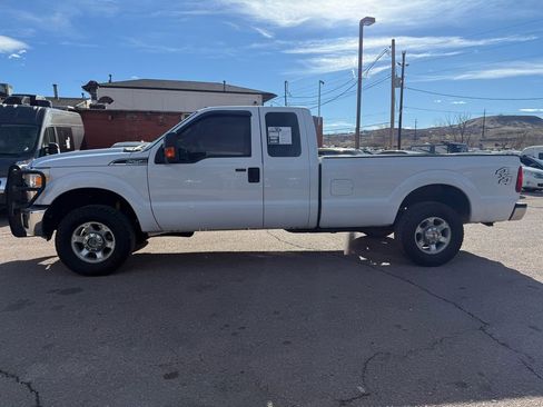 Used 2016 Ford F250 XLT w/ XLT Interior Package AWD/4WD image 6