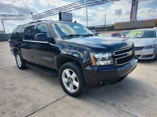Used 2007 Chevrolet Suburban LTZ w/ LTZ Preferred Equipment Group image 1