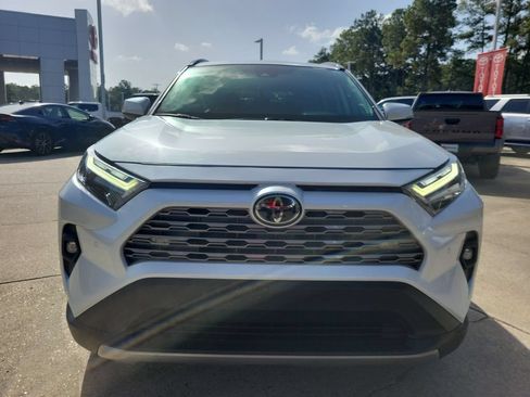Certified 2025 Toyota RAV4 Limited AWD/4WD image 4