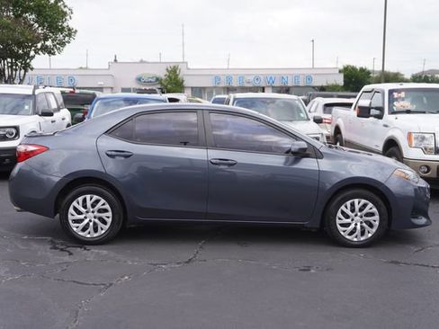 Used 2019 Toyota Corolla LE FWD image 5