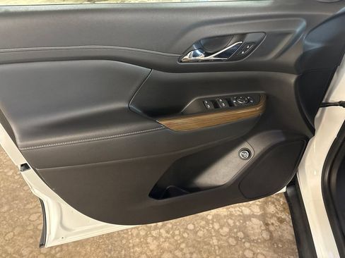 Used 2019 GMC Acadia SLE w/ Driver Alert Package I FWD image 15