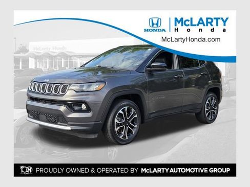 Used 2024 Jeep Compass Limited AWD/4WD image 1