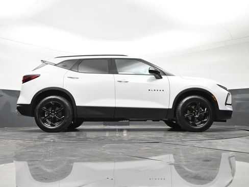 Used 2024 Chevrolet Blazer LT w/ Midnight/Sport Edition AWD/4WD image 30