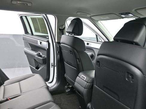 Certified 2025 Hyundai Santa Fe SEL image 28