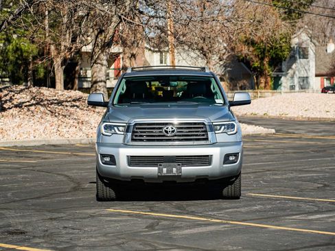 Used 2020 Toyota Sequoia SR5 w/ Premium Package image 2