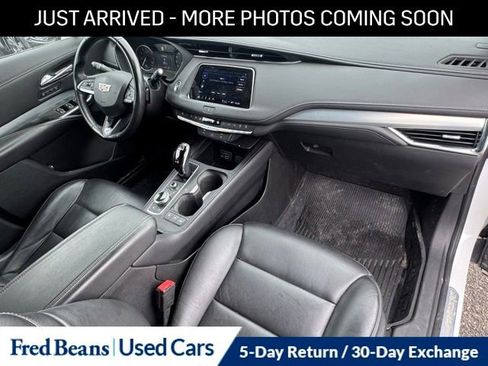 Used 2022 Cadillac XT4 Premium Luxury w/ Driver Awareness Package image 17