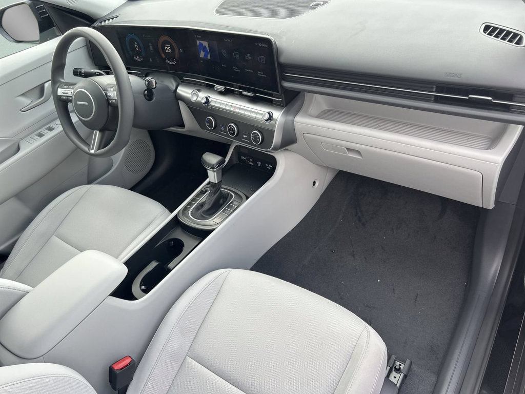 New 2026 Hyundai Kona SE FWD image 12