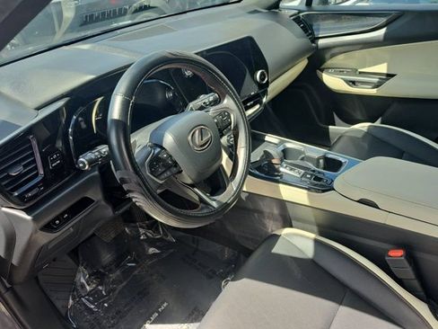 Used 2024 Lexus NX 250 FWD w/ Towing Package (2000 Lbs) image 15