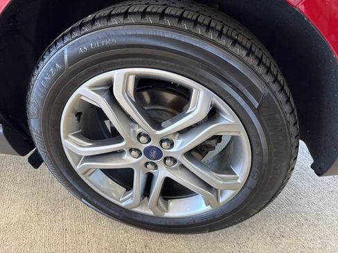 Used 2016 Ford Edge Titanium w/ Equipment Group 302A image 42