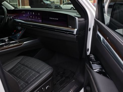 Used 2025 Cadillac Escalade Sport Platinum image 69