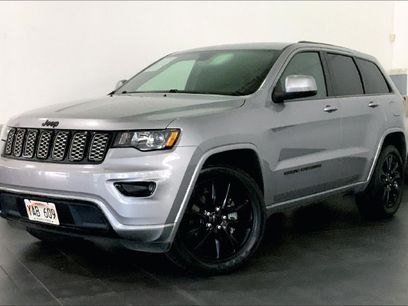 Used 2020 Jeep Grand Cherokee Altitude