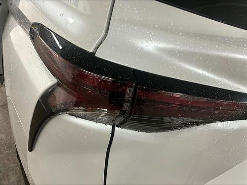 Used 2024 Toyota Sienna XLE FWD image 35